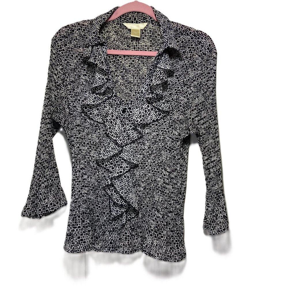 Woman’s XL Vintage Blk/White Ruffle Placket V-Neckline Crinkled ¾ Bell Sleeves